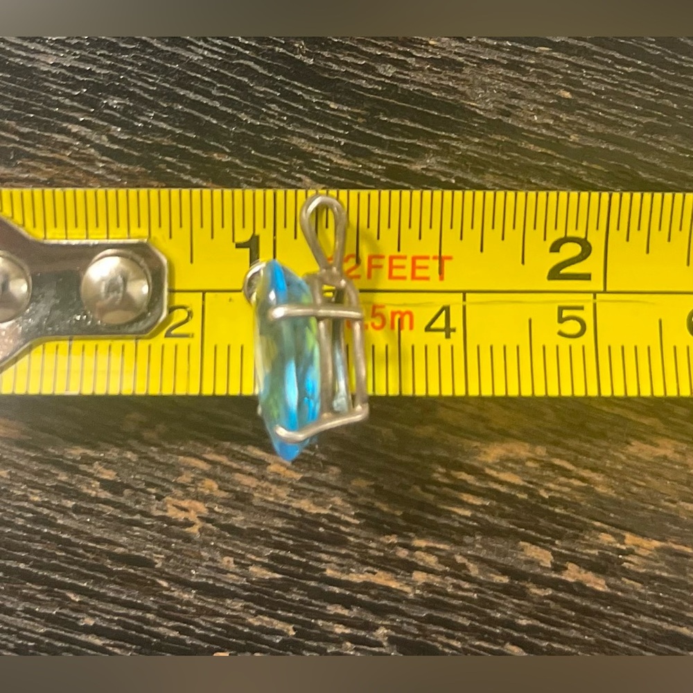 Blue TOPAZ Silver Setting Oval Faceted Pendant Gorgeous - Picture 8 of 10